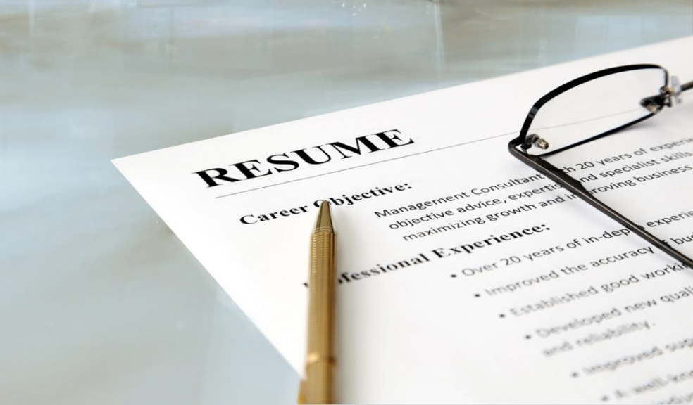 How to Write a Functional Resume | The Devon Daily