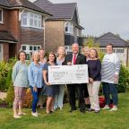 Housebuilder donates 500 to Okehampton acapella group 